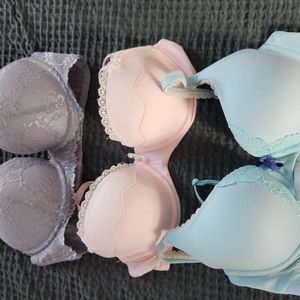 Victoria secret and adore me 34c push up bra bundle
